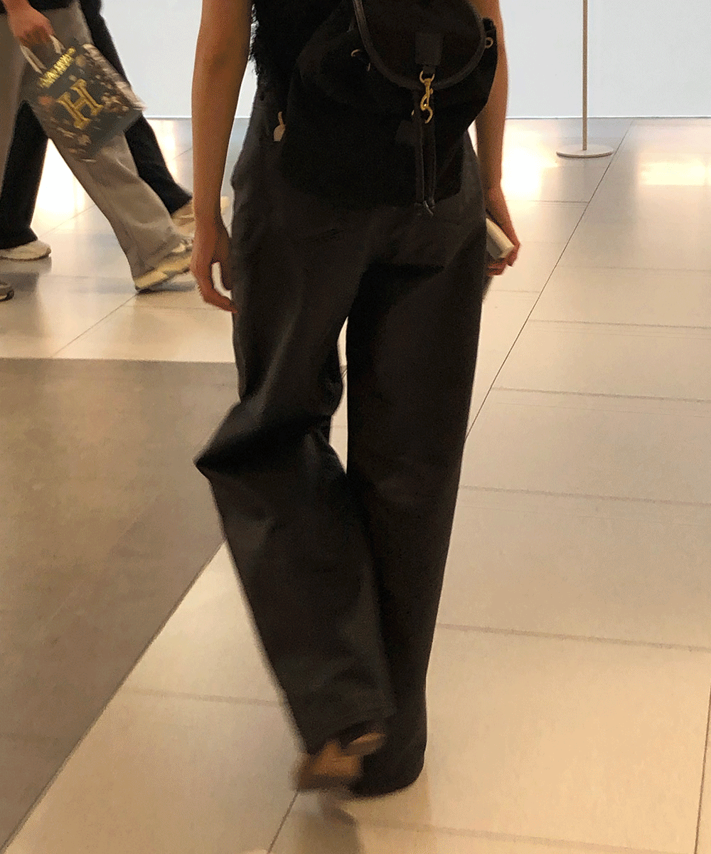 Point Leather Pants