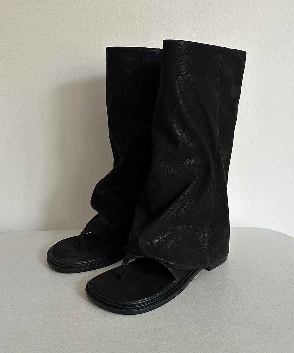 Essential Slipper Boots